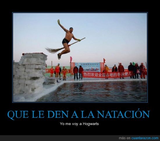 hogwarts,nadar,piscina,harry potter,chino,escoba,estella mundial de quidditch